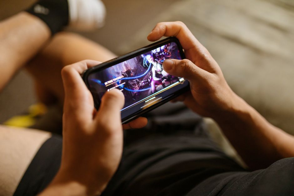 Какой сервер Happ выбрать для игр без лагов